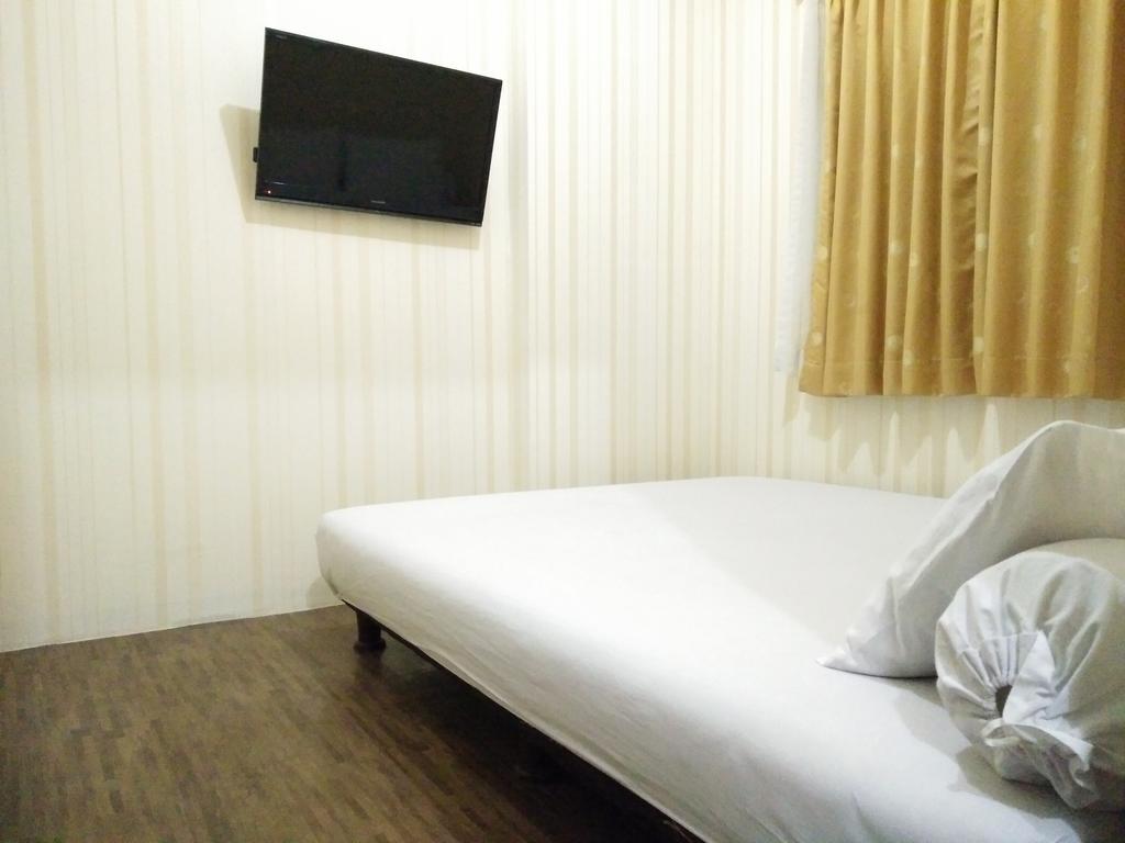 Apartment The Suites Metro By Yudis バンドゥン 部屋 写真